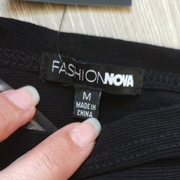 Stylish Black and Beige Women's Jumpsuit - Picture 4 of 9